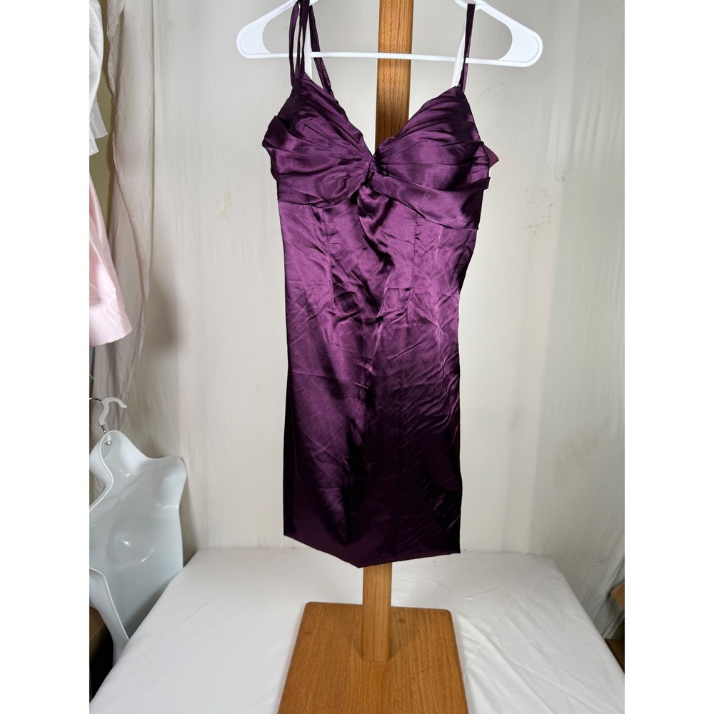 Women Plum Purple Satin Sweetheart Cocktail Mini Dress Size 4 Pleated Bust Party